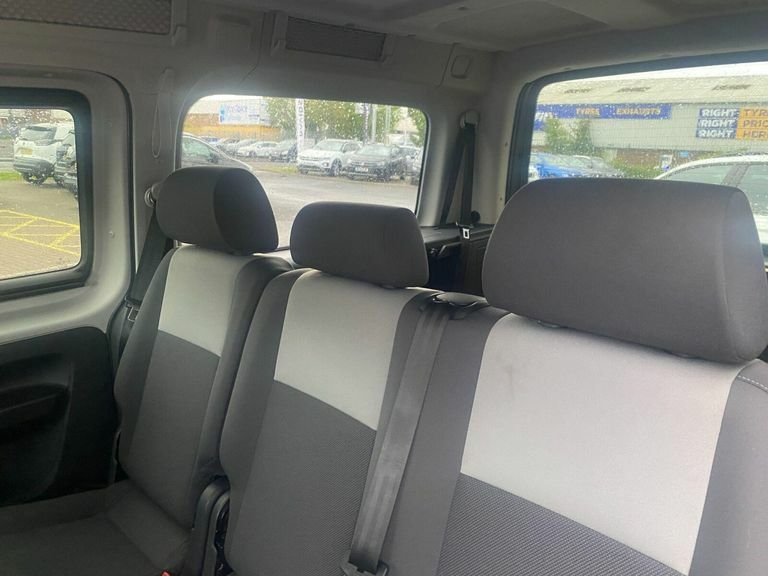 Volkswagen Caddy Maxi Life 1.6L Null Black #7