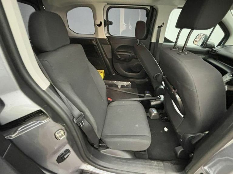 Citroen Berlingo 1.5 Bluehdi Plus M Combi Van Double Cab Grey #2