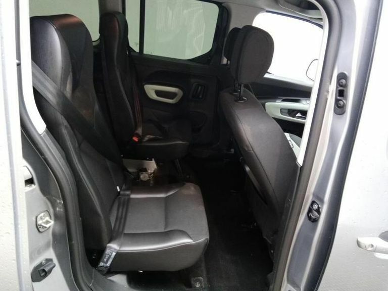 Citroen Berlingo 1.5 Bluehdi Flair XL Mpv Euro 6 Grey #4