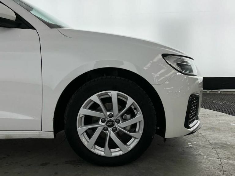 Audi A1 1.0 Tfsi 25 Sport Sportback Euro MW74JKY White #3