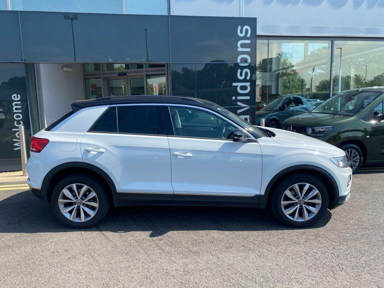 Volkswagen T-Roc 1.0 Tsi Design Suv Euro 6 Ss MW21HRE White #2