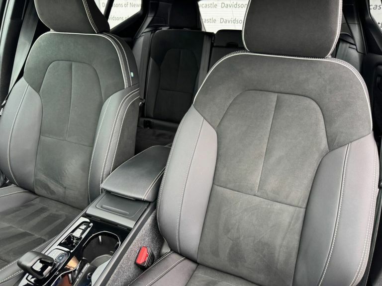 Volvo XC40 Xc40 2.0 B3p Ultra Dark Blue #51