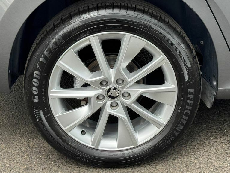 Skoda Kamiq Hatchback Blue #29