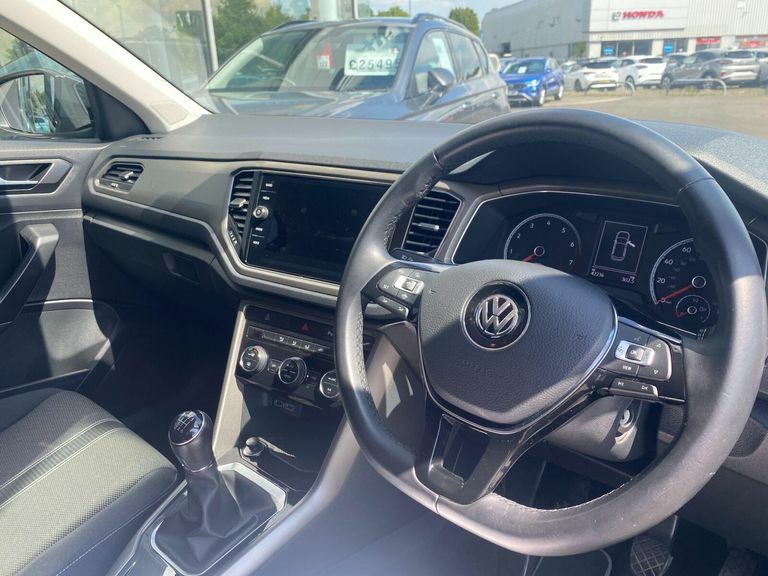 Volkswagen T-Roc Hatchback White #8