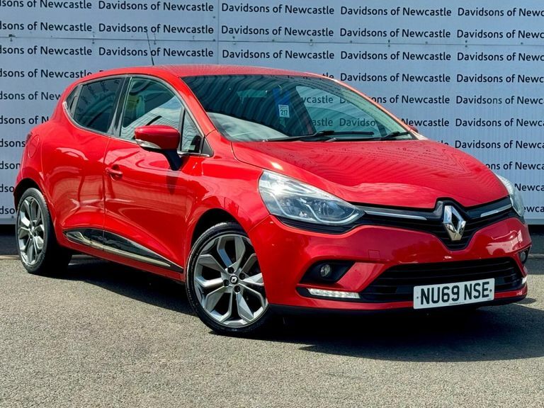 Renault Clio 1.5 Dci Iconic Hatchback Euro 6 Red