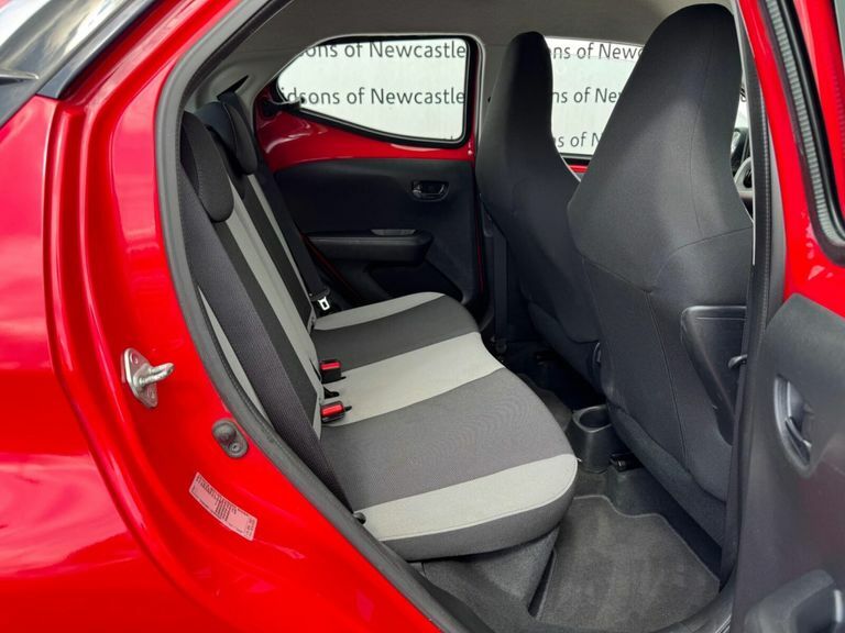 Toyota Aygo Aygo X-style Vvt-i Cvt White #15
