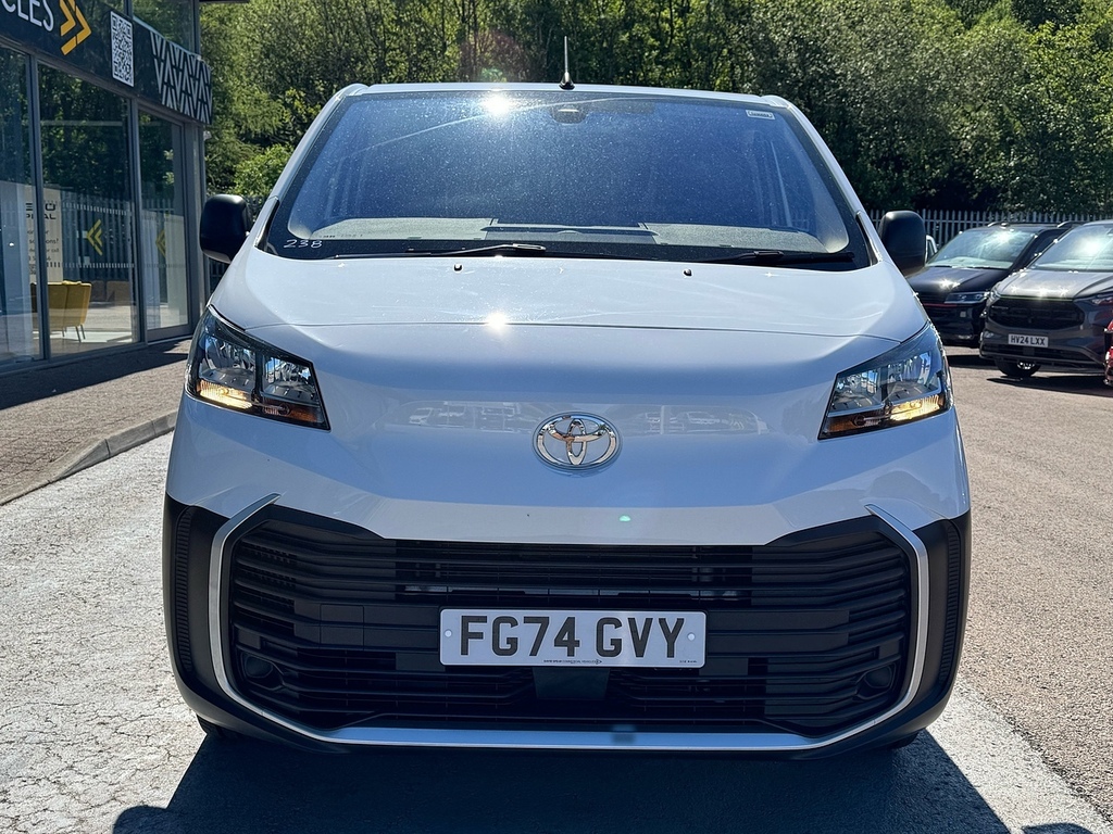 Toyota PROACE 2.0D Icon Lwb 145Ps Euro 6 With Air Con, Sat Nav FG74GVY White #6