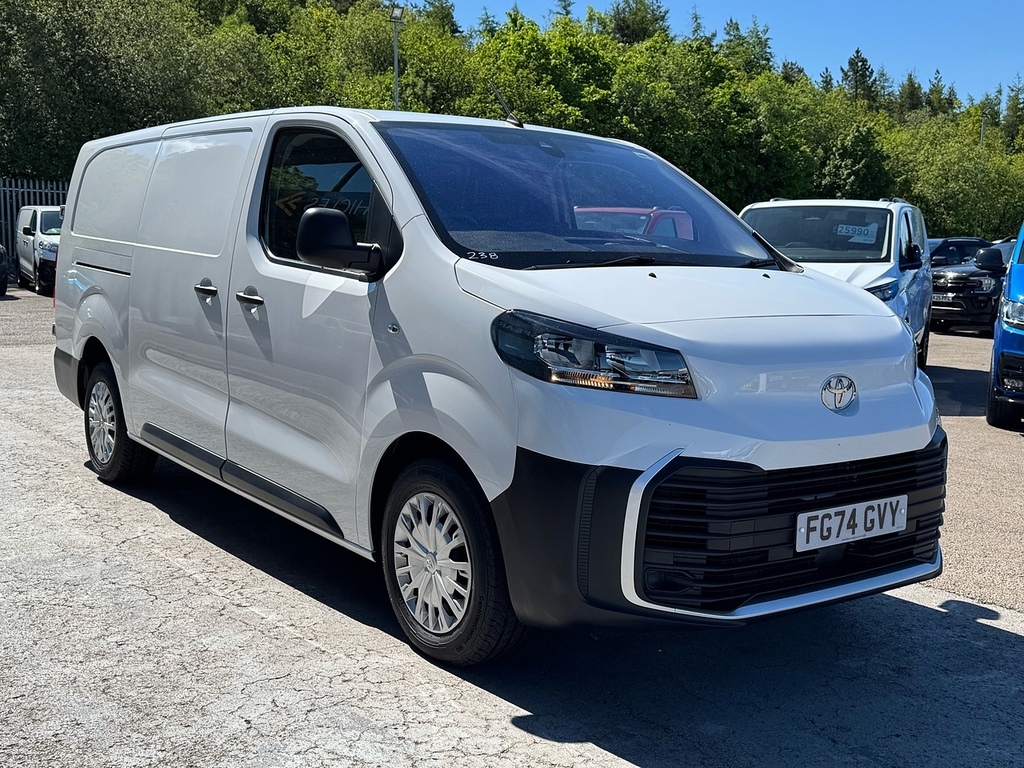 Toyota PROACE 2.0D Icon Lwb 145Ps Euro 6 With Air Con, Sat Nav FG74GVY White #3