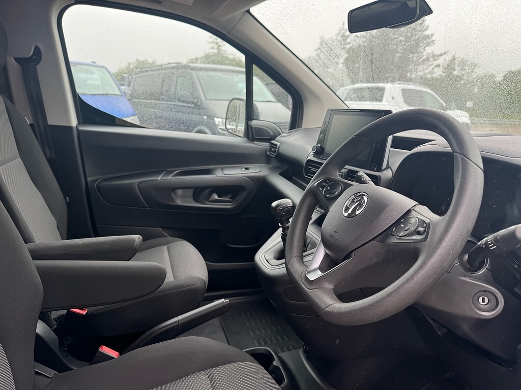 Vauxhall Combo Turbo D 2300 Prime 100Ps L2 Lwb 5 Seater Crew With DA72YTU White #5