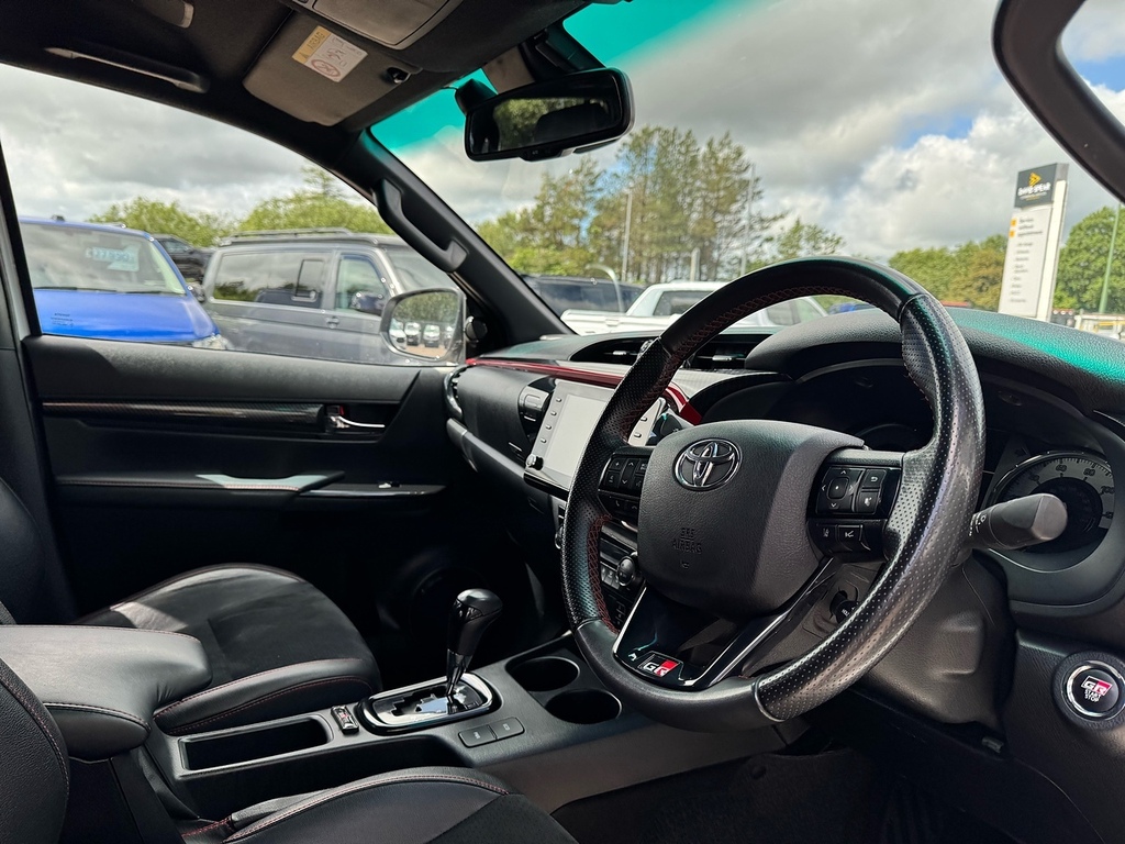 Toyota HILUX D-4d Gr Sport 204Ps 4Wd With 360 Parking Camera, H White #5
