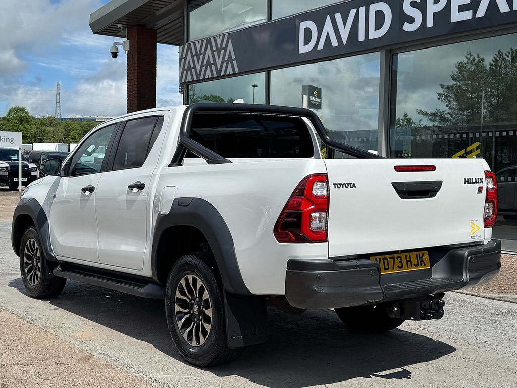 Toyota HILUX D-4d Gr Sport 204Ps 4Wd With 360 Parking Camera, H White #4