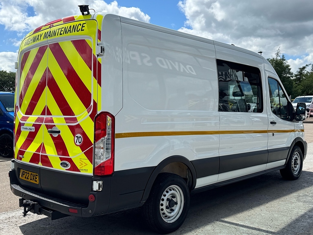 Ford Transit Custom Tdci 130Ps 350 9 Seat Kombi Crew Van With Tow Pack White #2
