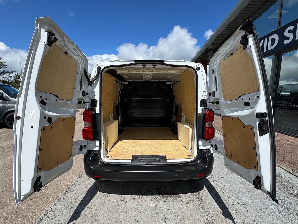 Citroen Dispatch 1.5 Bluehdi 120Ps Van Enterprise Grey #10