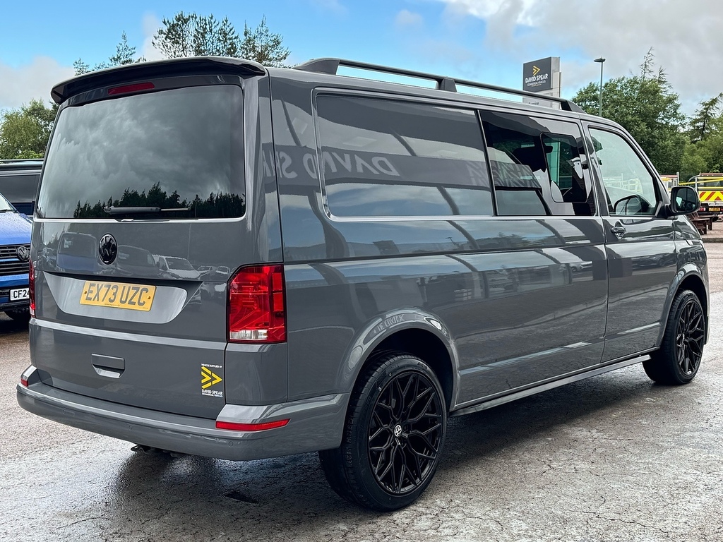 Volkswagen Transporter Tdi T32 Highline 150Ps Lwb Kombi With Dscv Ex Grey #2
