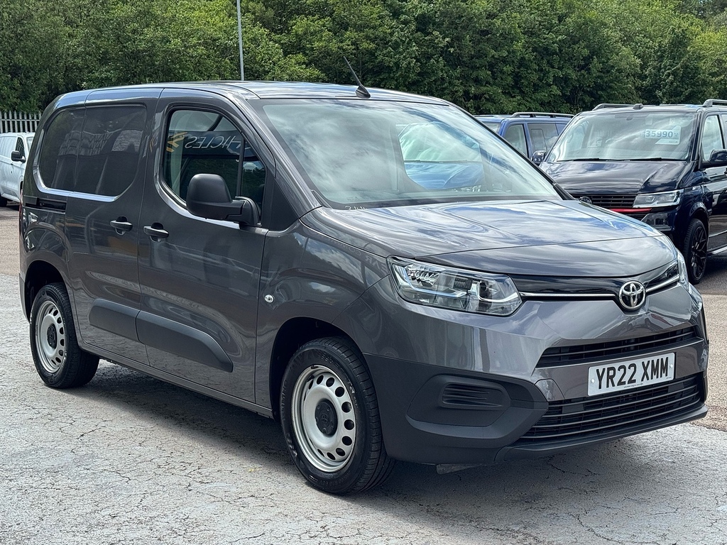 Toyota Proace City Bluehdi Active Swb 100Ps With Air Con, Ply Lined Grey #3