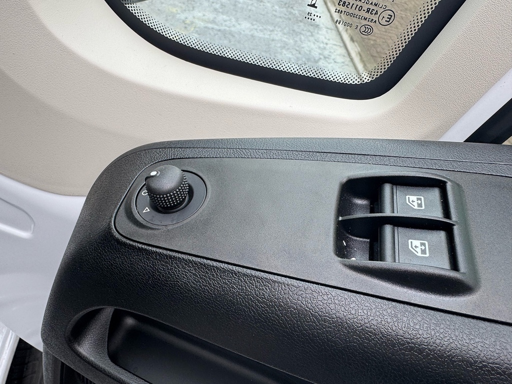 Citroen Relay 2.2 Bluehdi 35 Enterprise Panel Van A8 #25