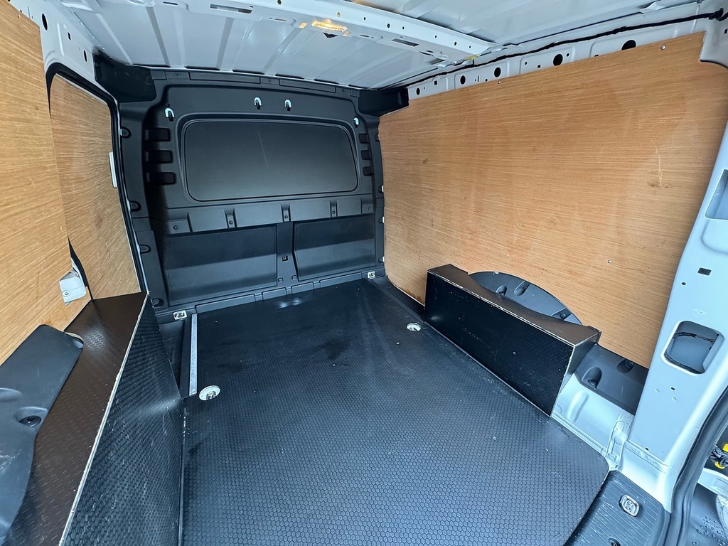 Volkswagen Caddy C20 Cargo Commerce Pro Swb 122 Ps 2.0 Tdi 7Sp Dsg Silver #20