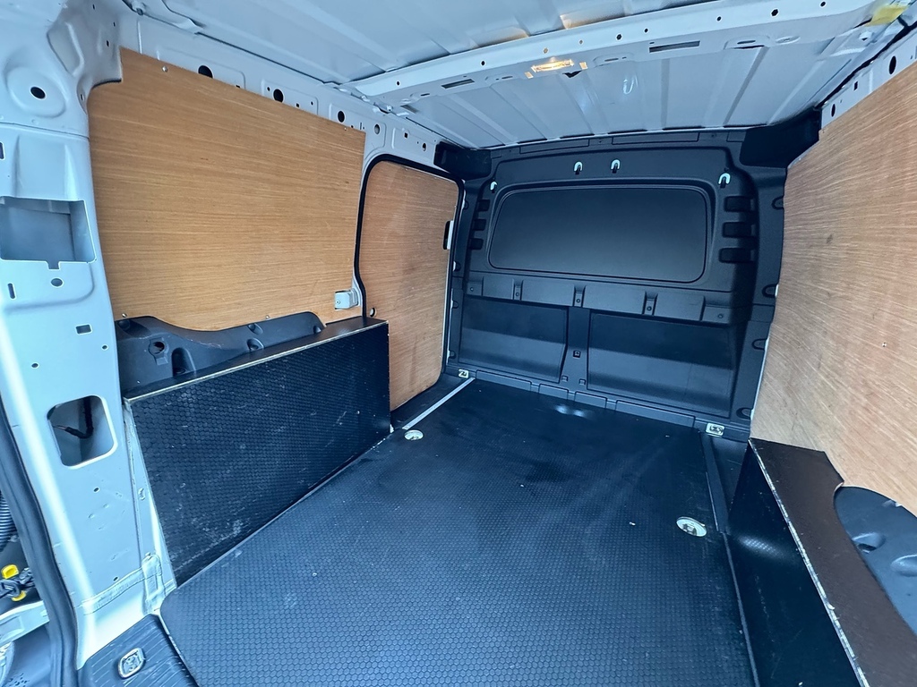 Volkswagen Caddy C20 Cargo Commerce Pro Swb 122 Ps 2.0 Tdi 7Sp Dsg Silver #14
