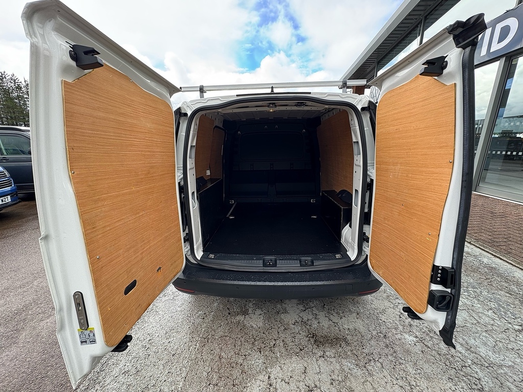 Volkswagen Caddy C20 Cargo Commerce Pro Swb 122 Ps 2.0 Tdi 7Sp Dsg Silver #10