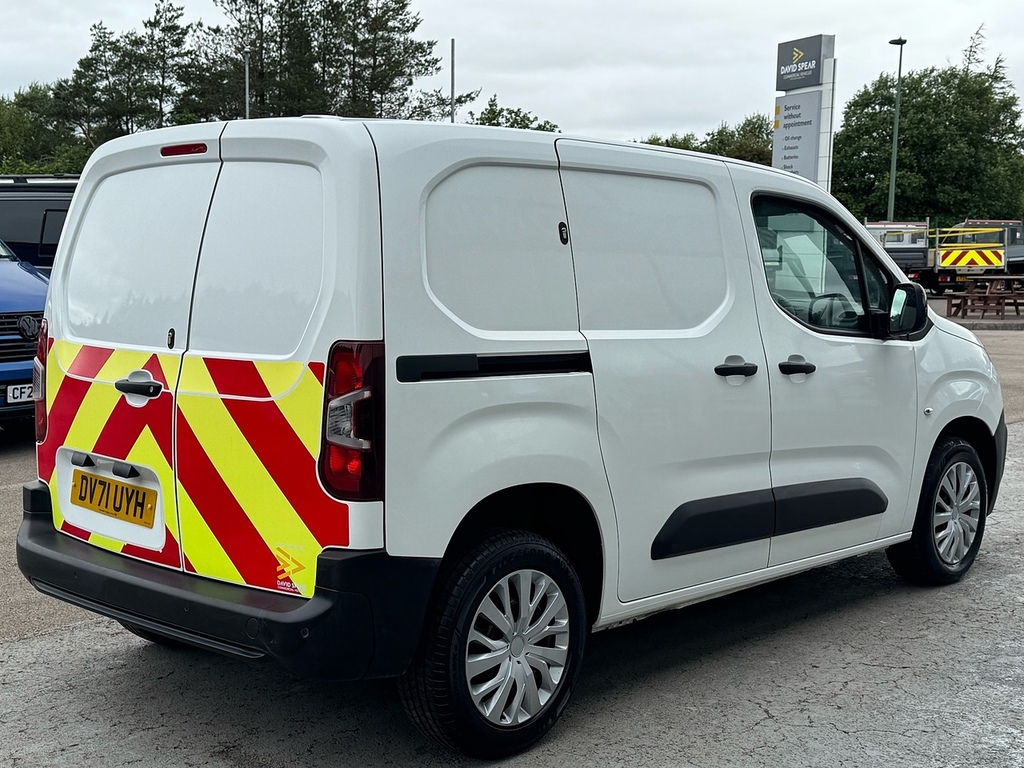 Citroen Berlingo Bluehdi 1000 Enterprise M Pro Swb 100Ps With Air C White #2