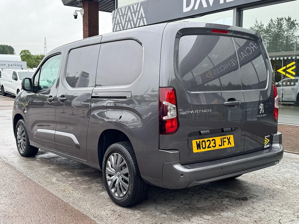 Peugeot Partner Bluehdi 950 Asphalt Premium 130Ps Lwb With Grey #4