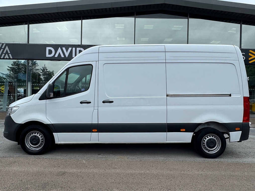 Mercedes-Benz Sprinter 315 L2 H2 Progressive Rwd White #16