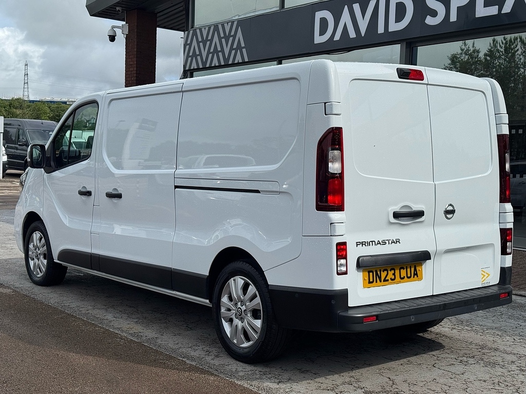 Nissan Primastar Dci 130Ps 30 Tekna L2 Lwb With Air Con, Reverse Ca White #4
