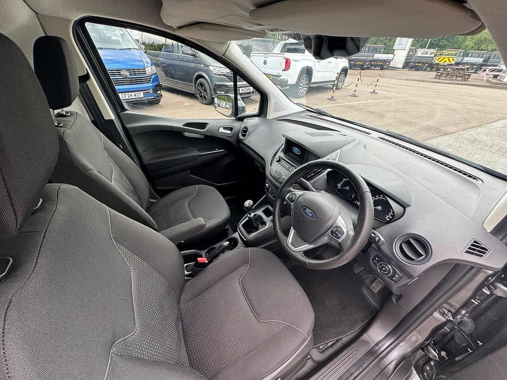 Ford Transit Courier 1.5 Tdci 100Ps Limited Van 6 Speed Black #9