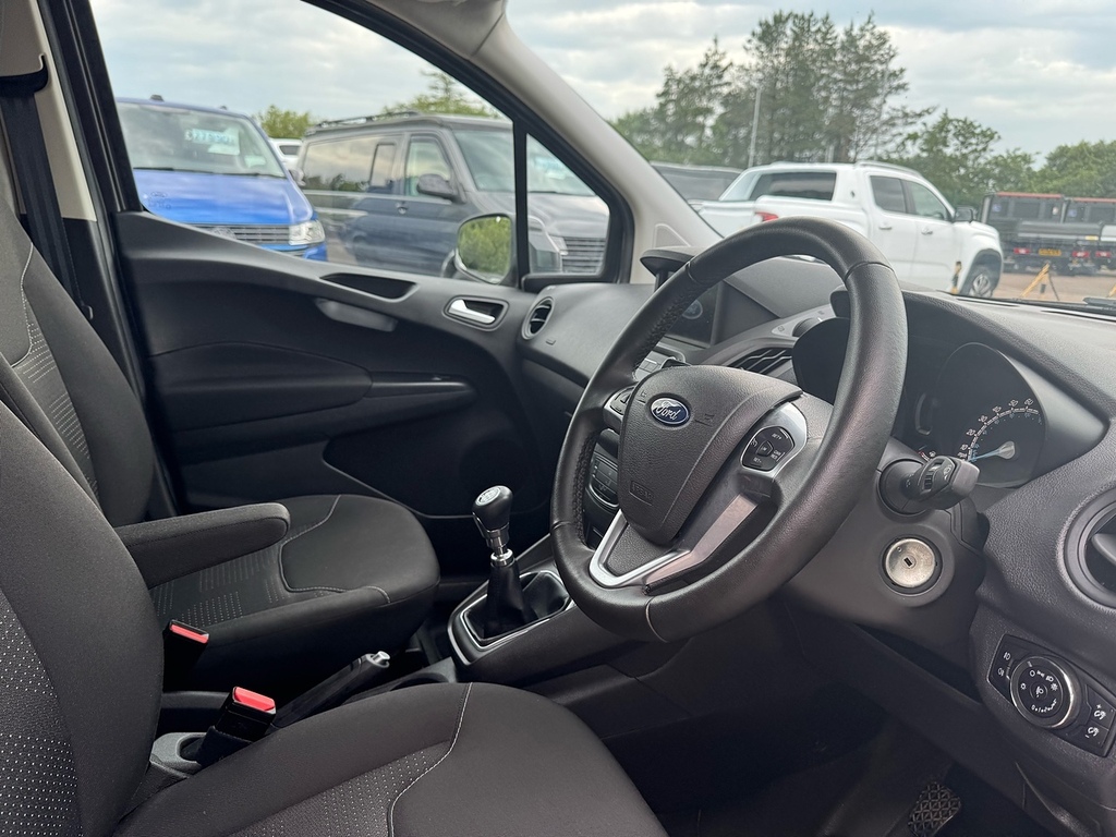 Ford Transit Courier Ecoboost Limited 100Ps With Sat Nav, Air Con Hea #5
