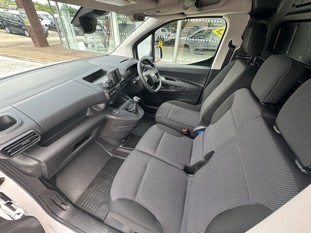 Vauxhall Combo 1.5 Turbo D 100Ps Prime H1 Van White #20