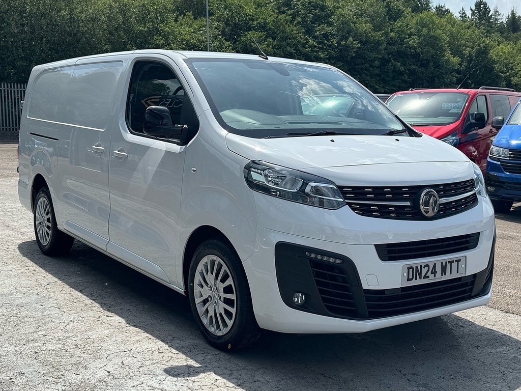 Vauxhall Vivaro Turbo D 3100 Pro 145Ps L2 Lwb With Reverse Camera, White #3