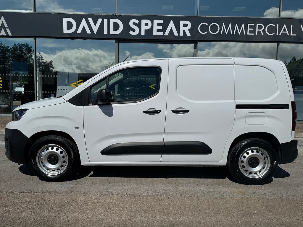 Peugeot E-Partner 50Kwh Professional Premium 750 White #13