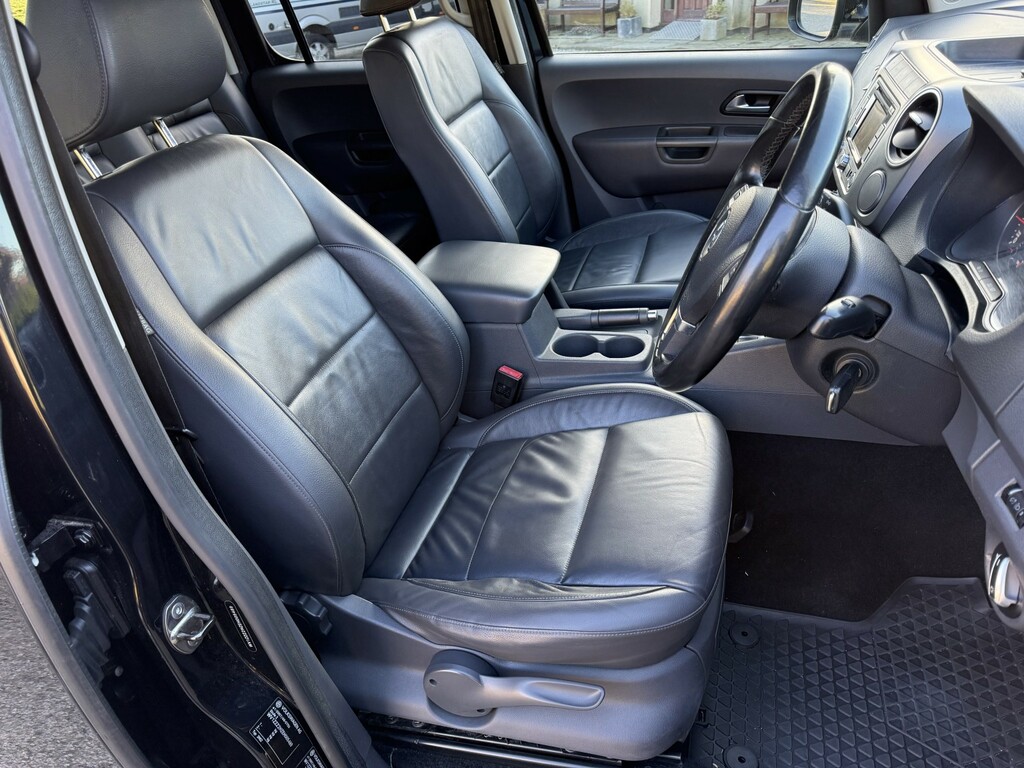 Volkswagen Amarok 2.0 Bitdi Bluemotion Tech Black #11