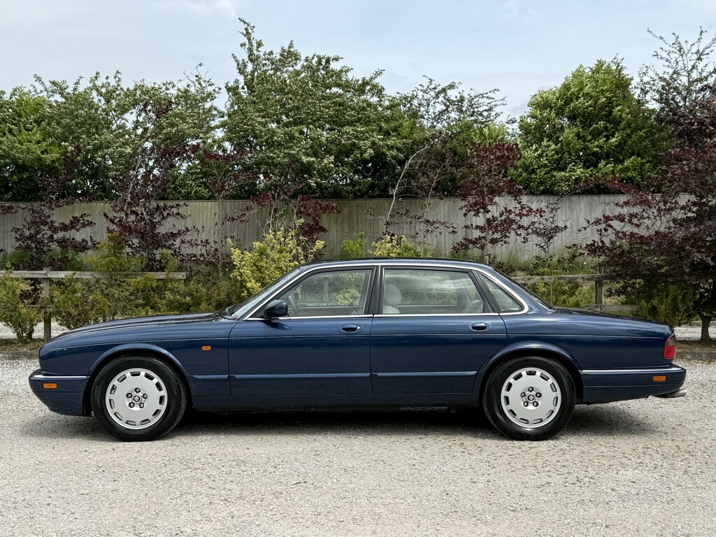Jaguar XJ 3.2 Executive Blue #5