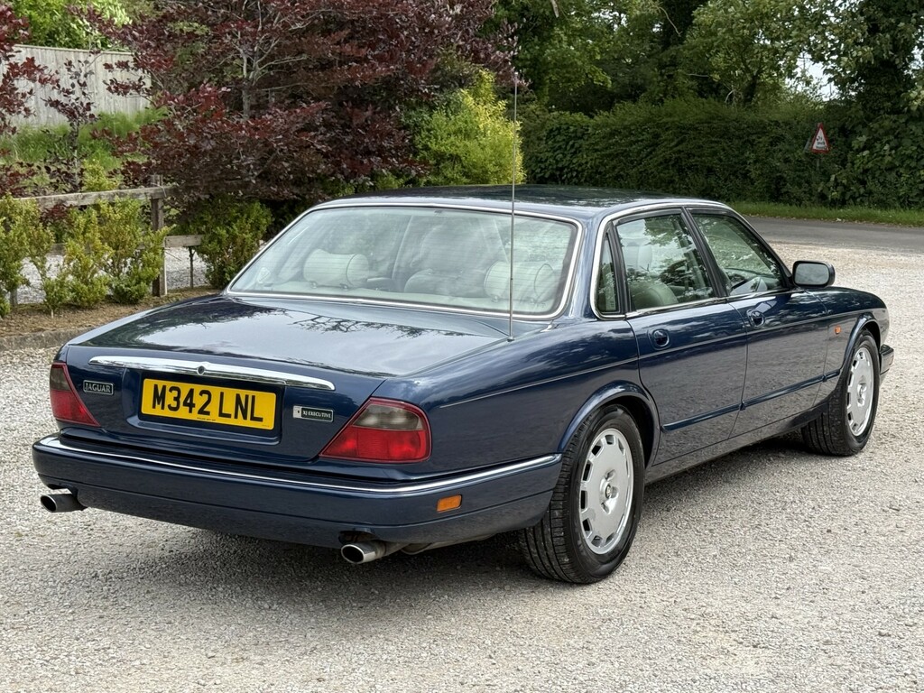 Jaguar XJ 3.2 Executive Blue #3