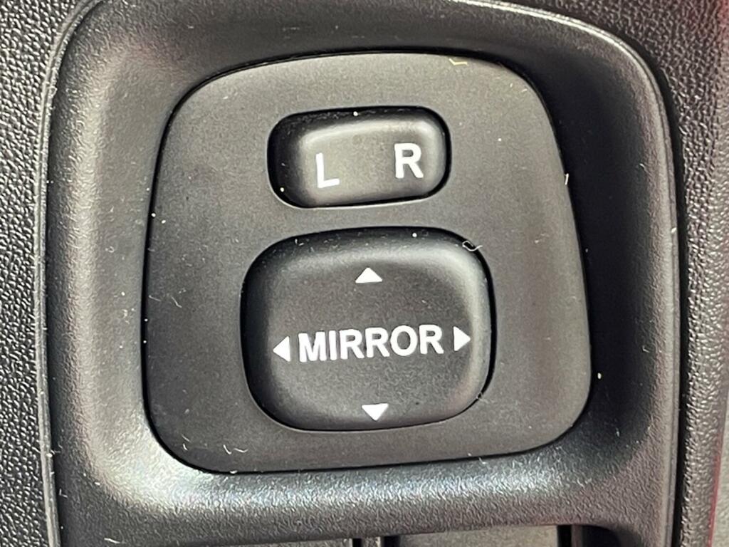 Toyota Aygo 1L X White #18