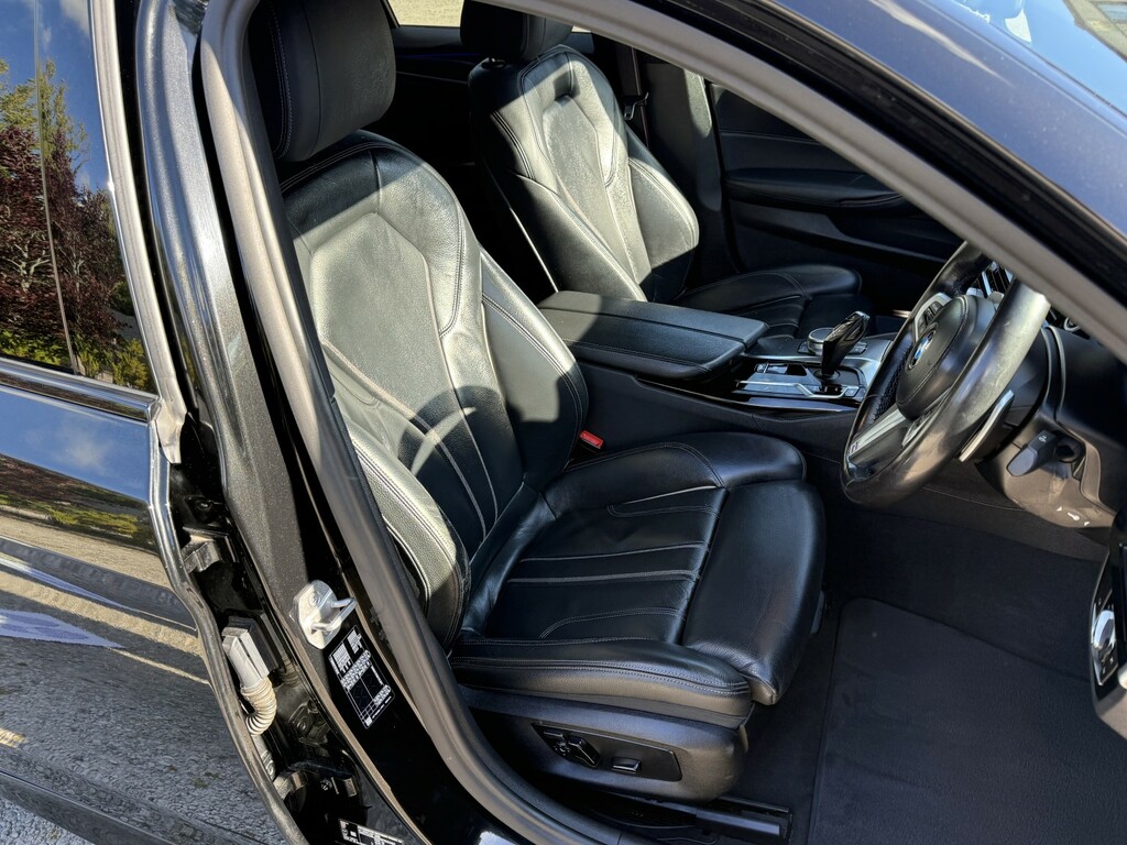 BMW 5 Series Black #10