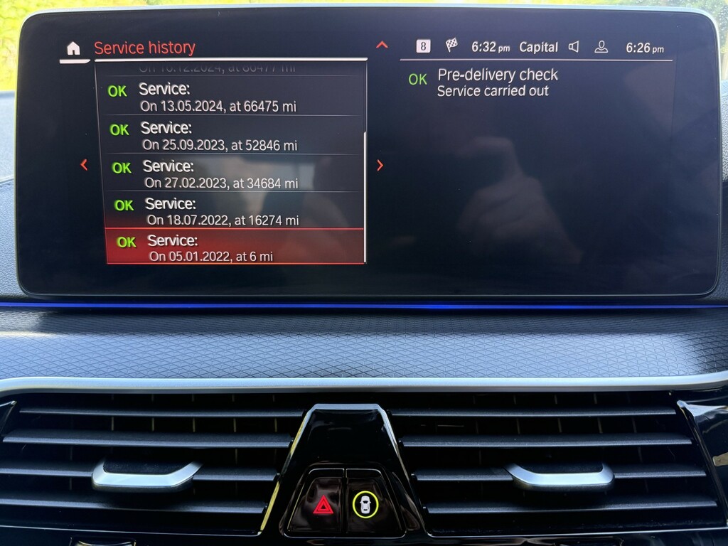 BMW 5 Series Black #19