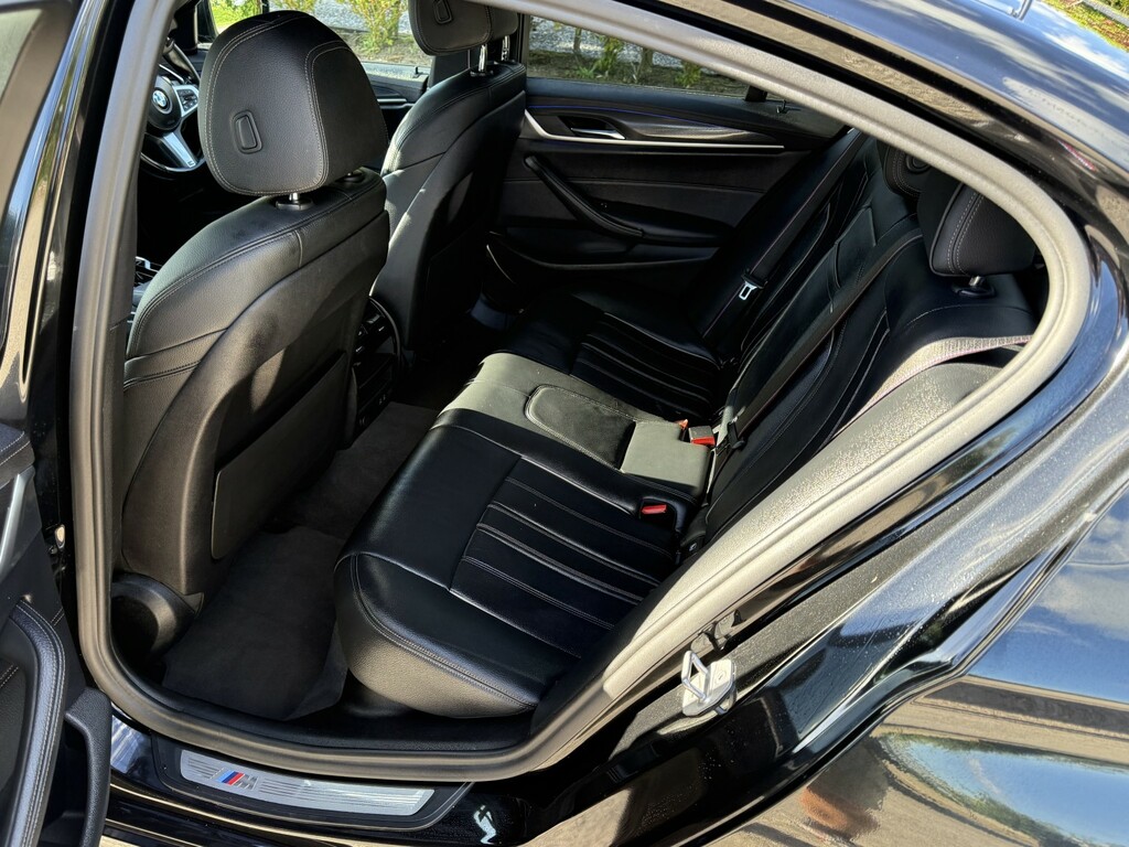 BMW 5 Series Black #14