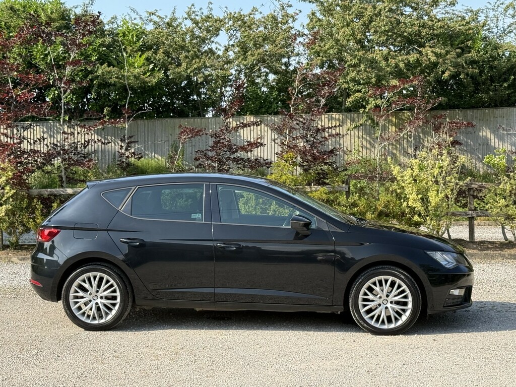 Seat Leon 1.2 Tsi Se Dynamic Technology Black #2