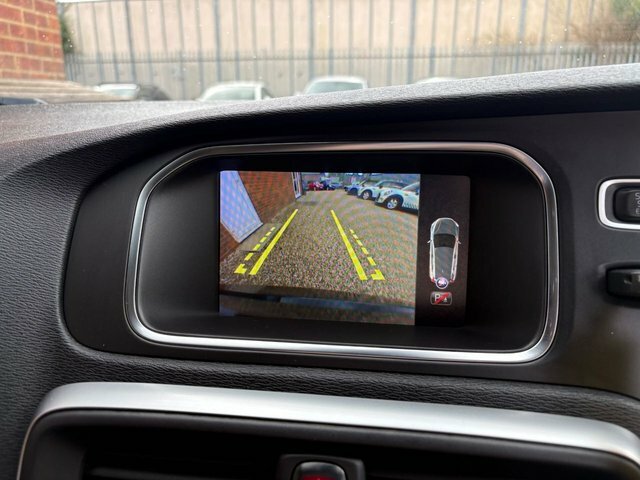 Volvo V40 T2 122 R Design Edition Grey #62