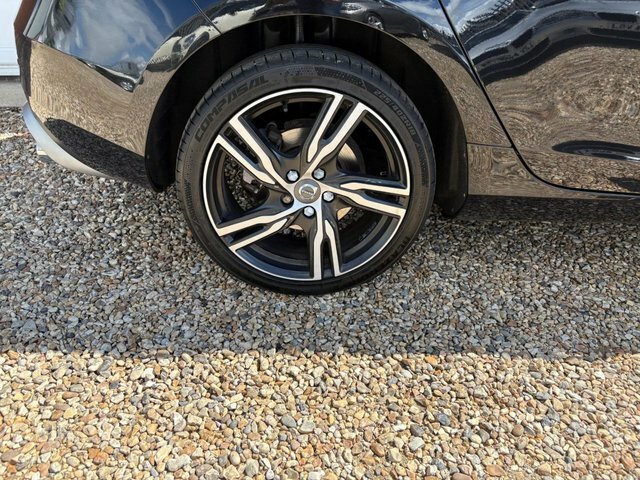 Volvo V40 T2 122 R Design Edition Grey #14