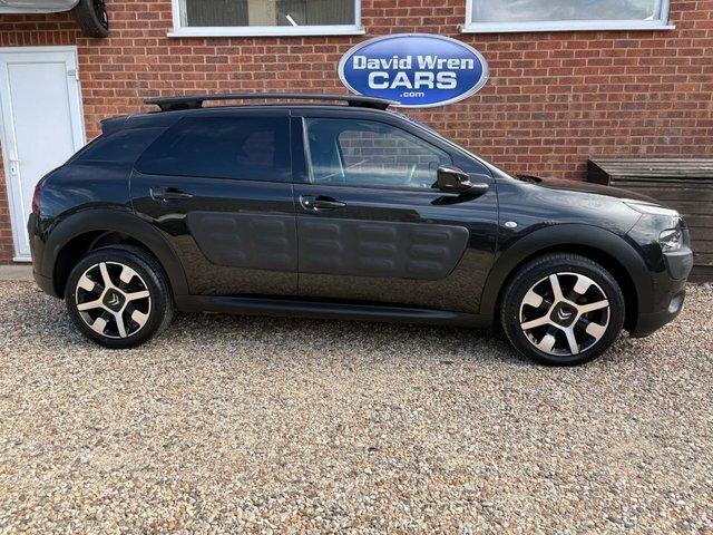 Citroen C4 Cactus 1.2 Puretech Feel 80 Bhp Red #55