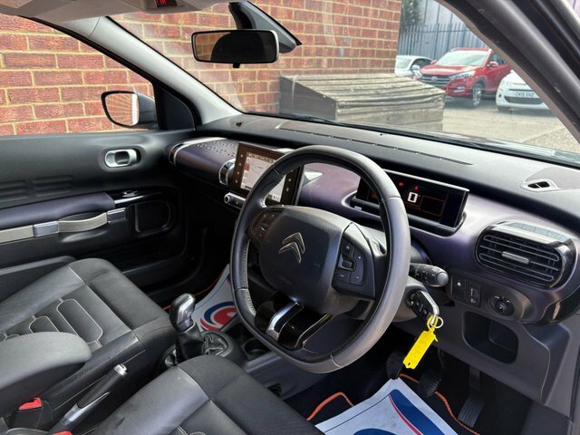 Citroen C4 Cactus 1.2 Puretech Feel 80 Bhp Red #70