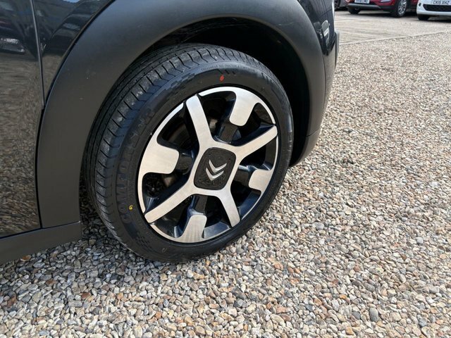 Citroen C4 Cactus 1.2 Puretech Feel 80 Bhp Red #16