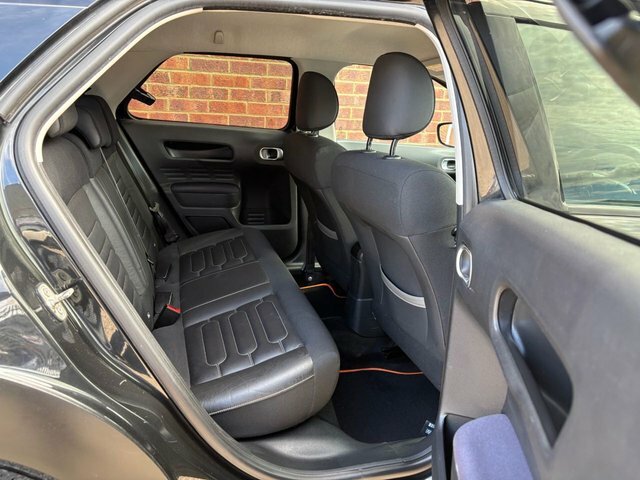Citroen C4 Cactus 1.2 Puretech Feel 80 Bhp Red #45