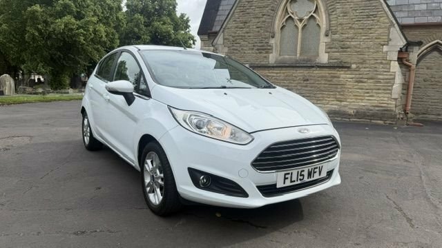 Ford Fiesta 1L Zetec White