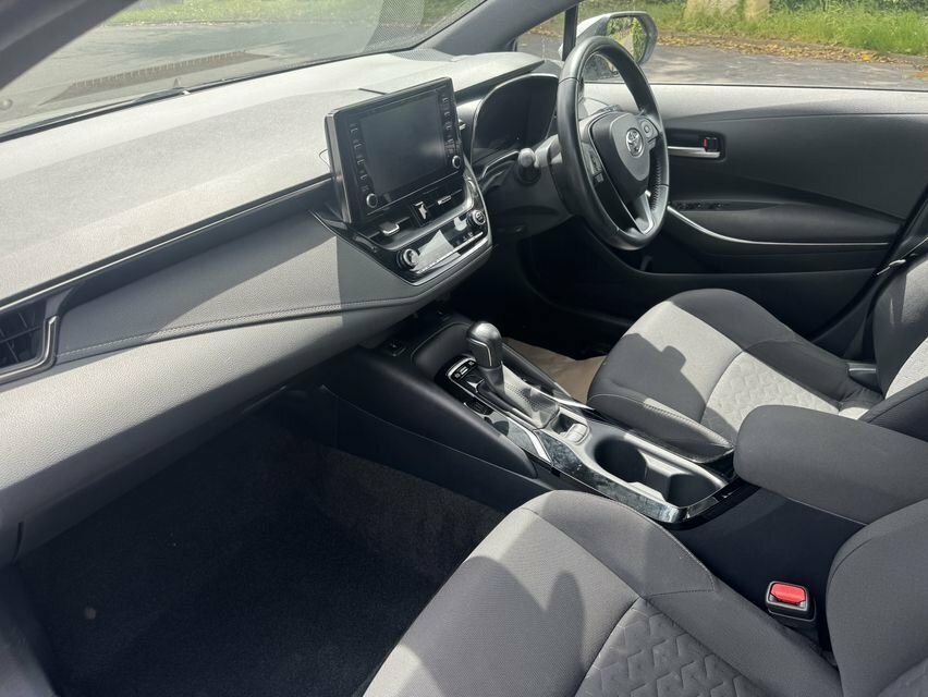 Toyota Corolla 1.8L Icon Tech Silver #5