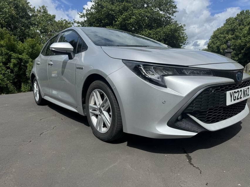Toyota Corolla 1.8L Icon Tech Silver