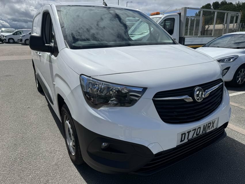 Vauxhall Combo 1.5L Edition White #2